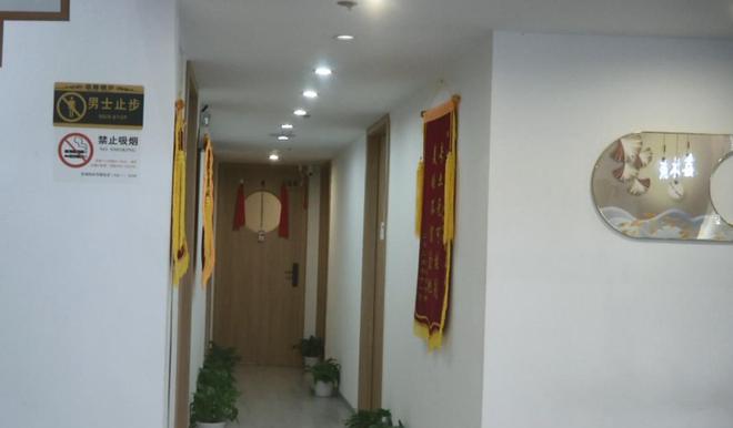了！技师矢口否认失主：感觉很悲哀澳门新葡京16000元的项链不见(图2)